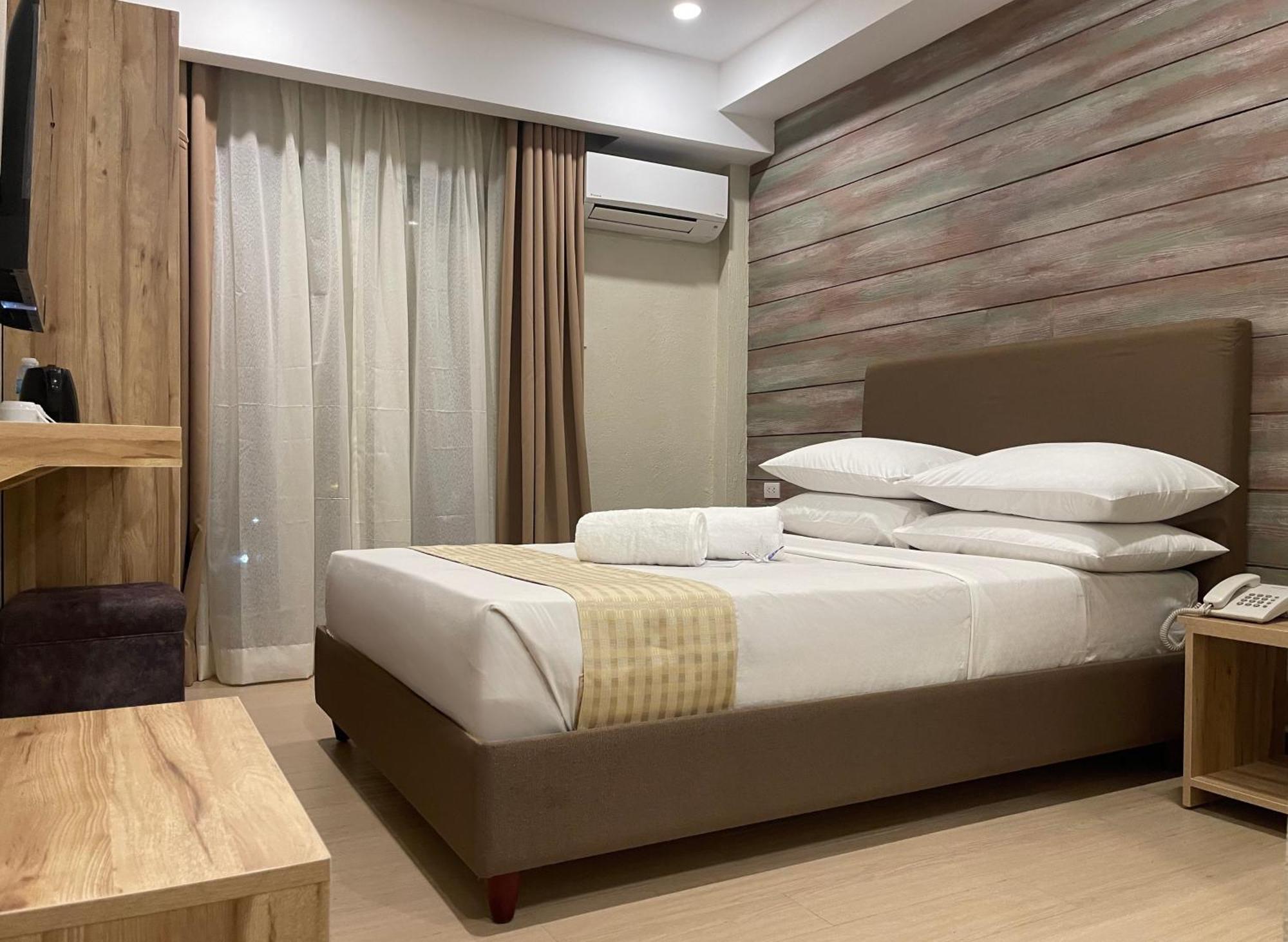 Sola Hotel 拉瓦格 外观 照片