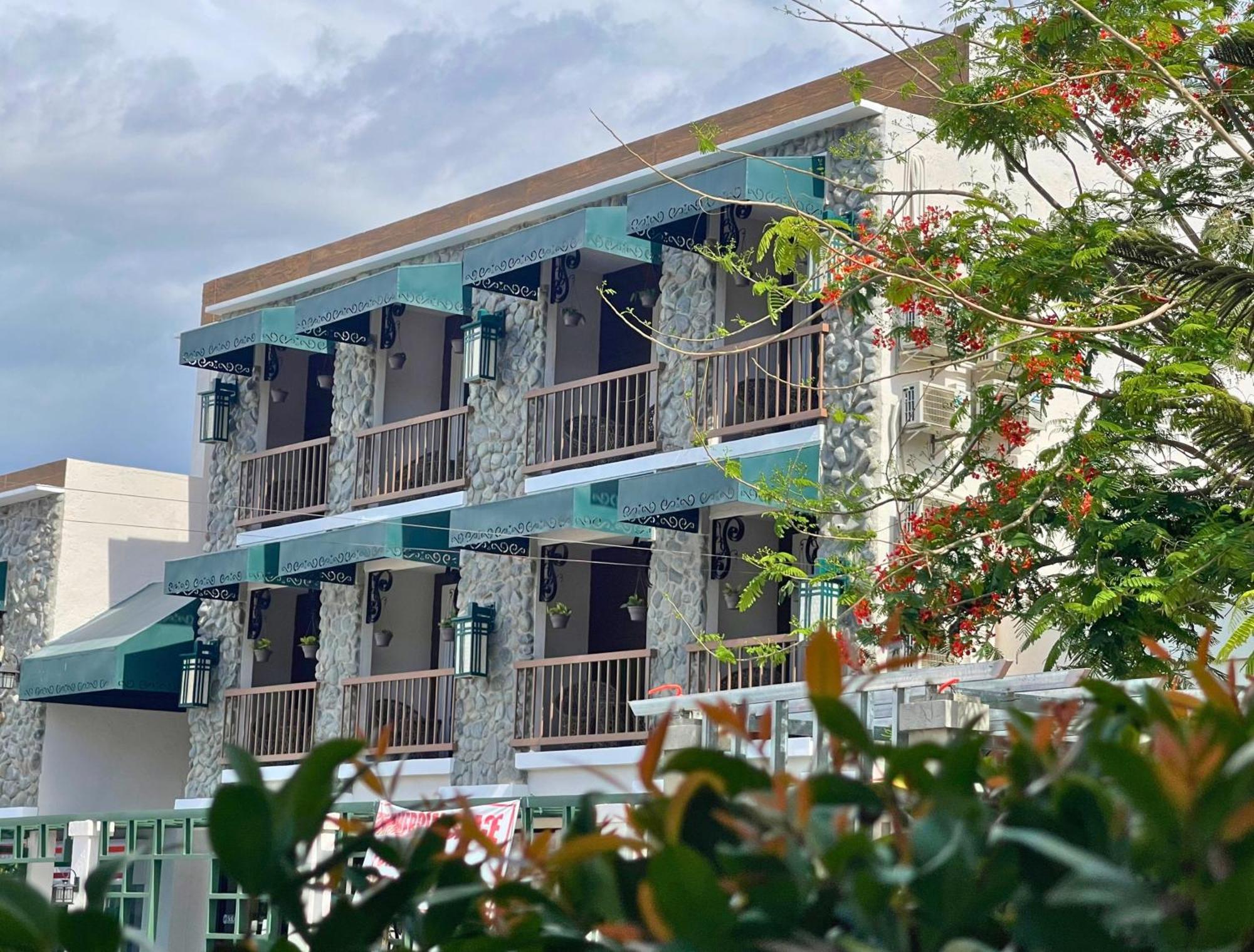 Sola Hotel 拉瓦格 外观 照片